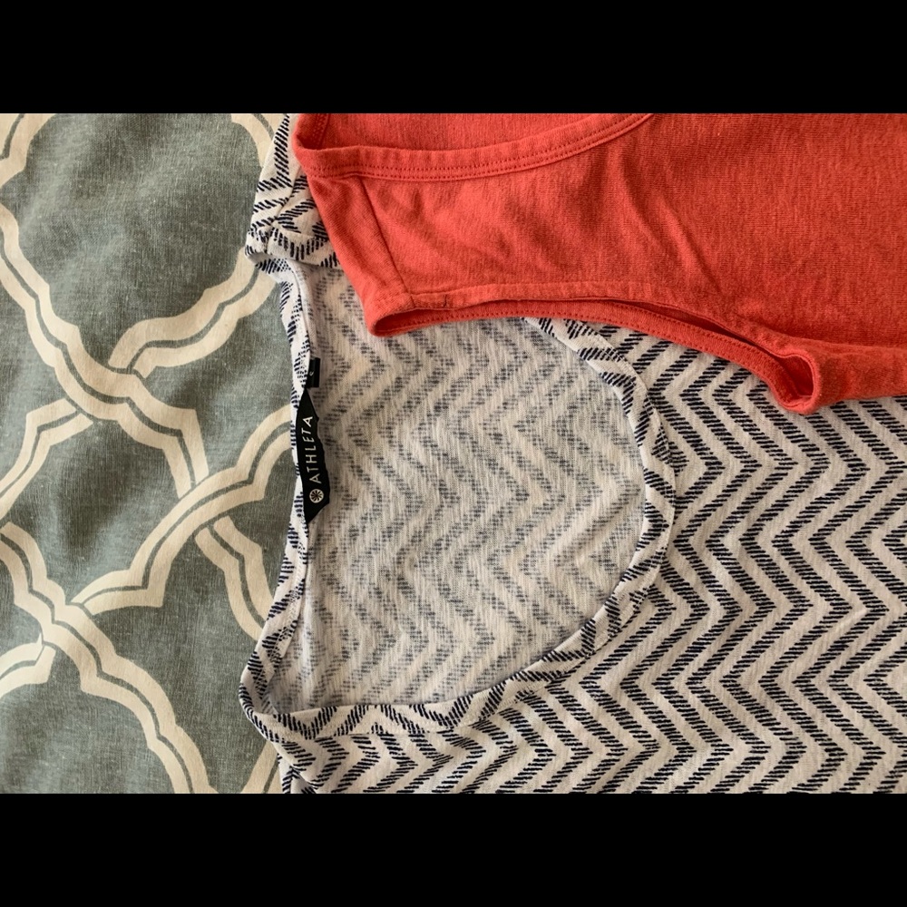 Athleta Breezy Muscle Top M Sleeveless (3) - Picture 4 of 4
